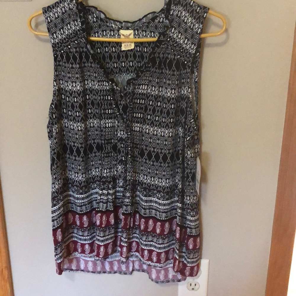 NWT dressy tank - size M